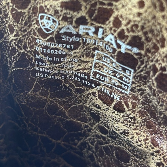 **SOLD**Ariat Women 8.5 Leather Western Cowboy Boot Distressed Brown Floral - Picture 8 of 8